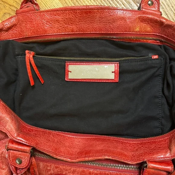 Balenciaga Red Leather Women's Bag - Picture 5 of 6